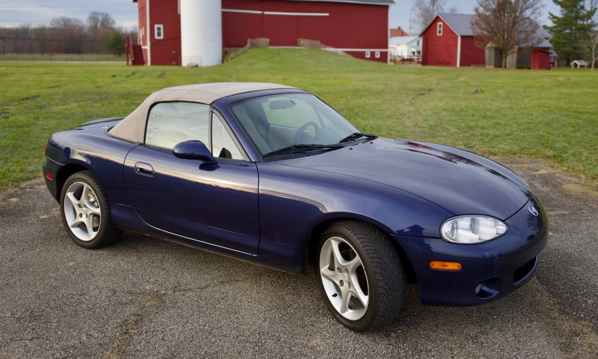 2003 Mazda NB MX-5 Miata - Image 4 of 31