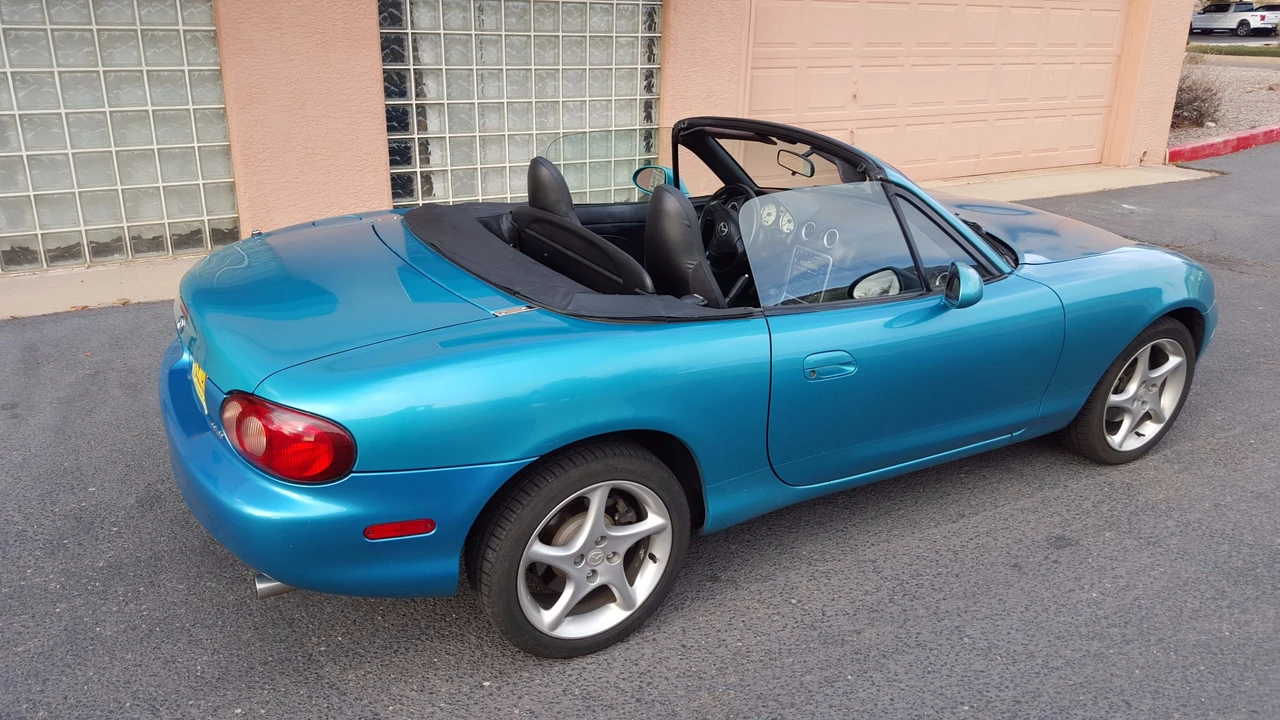 2003 Mazda NB MX-5 Miata - Image 5 of 31