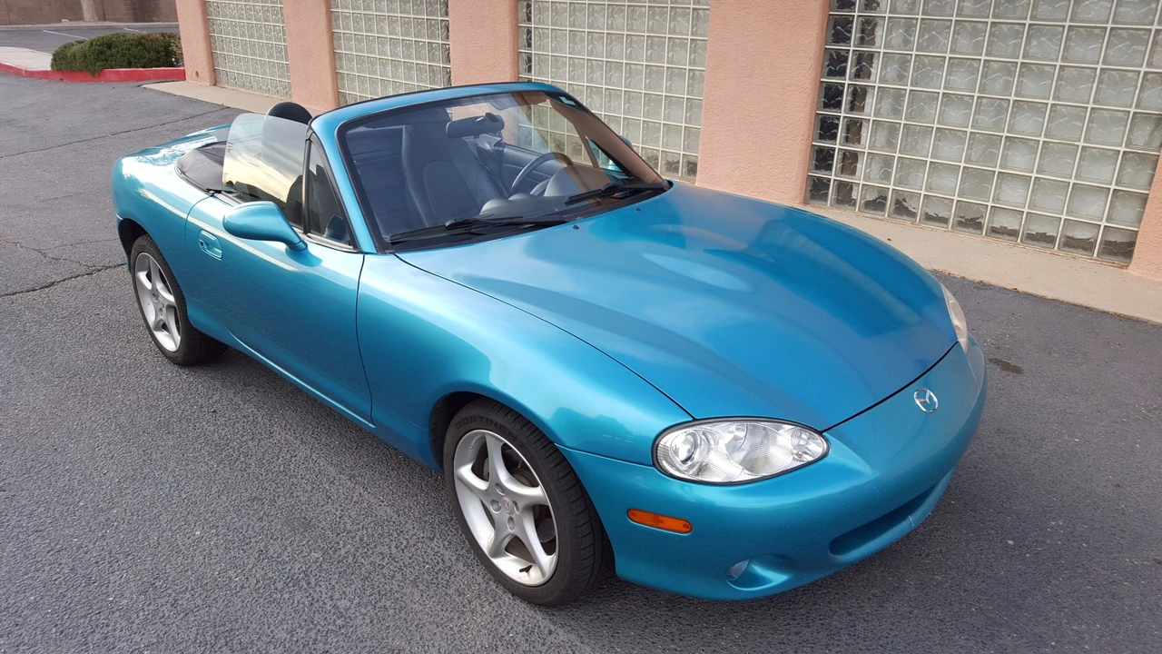 2003 Mazda NB MX-5 Miata - Image 3 of 31