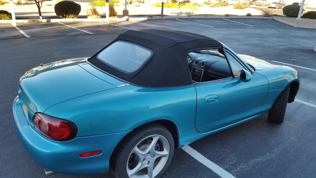 2003 Mazda NB MX-5 Miata - Image 18 of 31