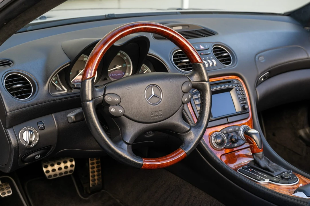 2003 Mercedes-Benz R230 SL-Class - Image 5 of 8