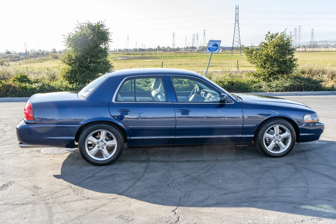 2003 Mercury Marauder - Image 9 of 31
