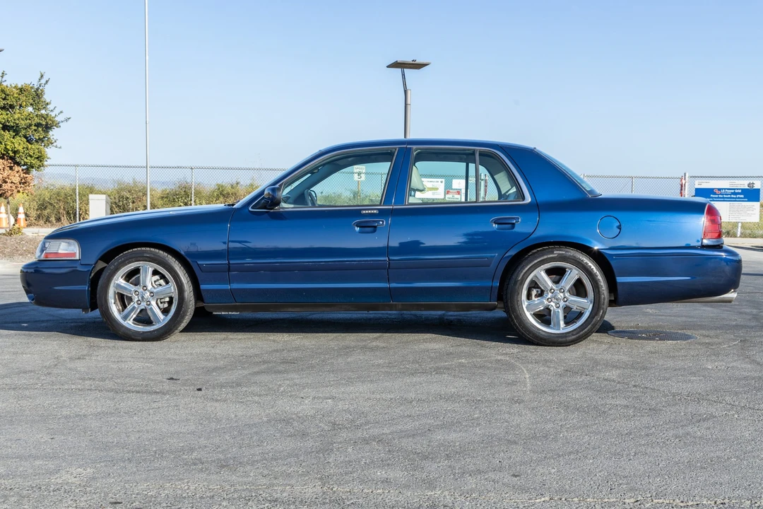 2003 Mercury Marauder - Image 5 of 31