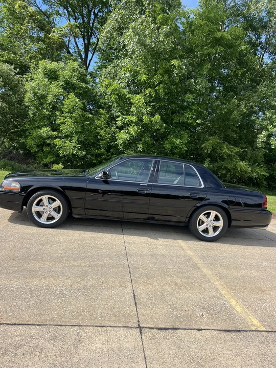 2003 Mercury Marauder - Image 15 of 31