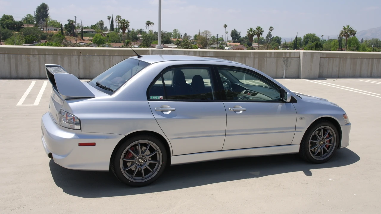 2003 Mitsubishi Lancer Evolution VIII 7th Gen - Image 13 of 31