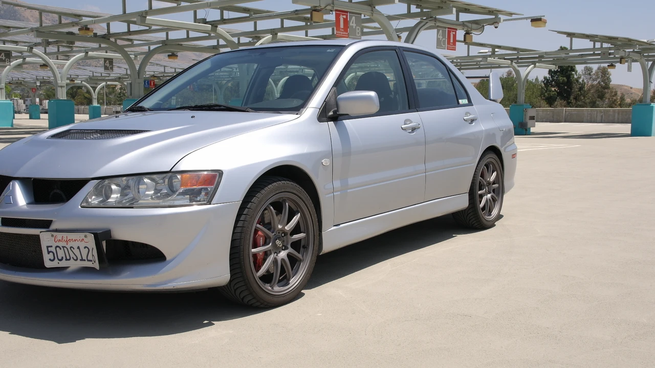 2003 Mitsubishi Lancer Evolution VIII 7th Gen - Image 24 of 31