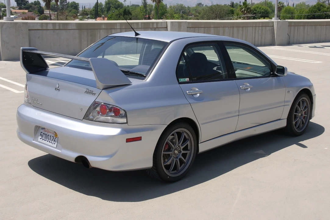 2003 Mitsubishi Lancer Evolution VIII 7th Gen - Image 2 of 31