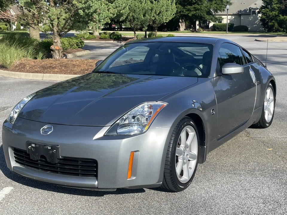 2003 Nissan 350Z 5th Gen - Image 2 of 31