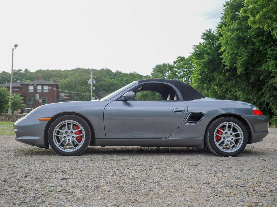 2003 Porsche 986 Boxster S - Image 17 of 31