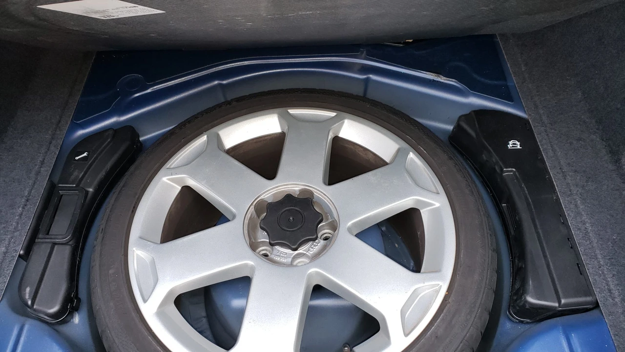 2004 Audi B6 S4 - Image 19 of 31