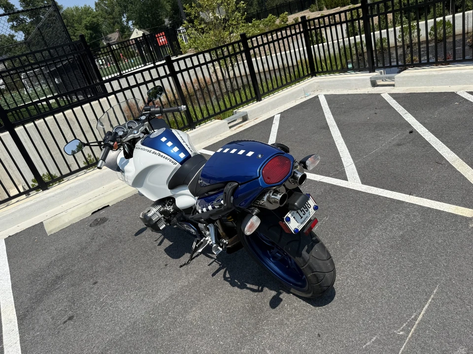 2004 BMW R1100 & R1150 & R1200 & R1250 & R1300 - Image 8 of 31