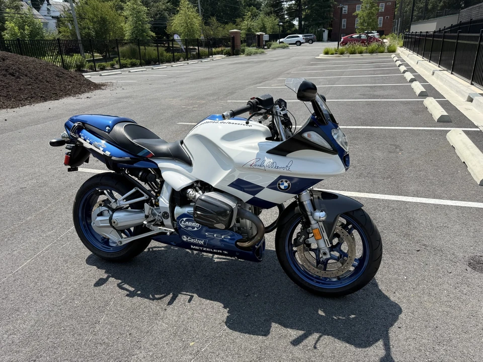 2004 BMW R1100 & R1150 & R1200 & R1250 & R1300 - Image 4 of 31