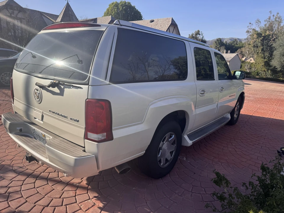 2004 Cadillac Escalade & EXT 2nd Gen - Image 7 of 31