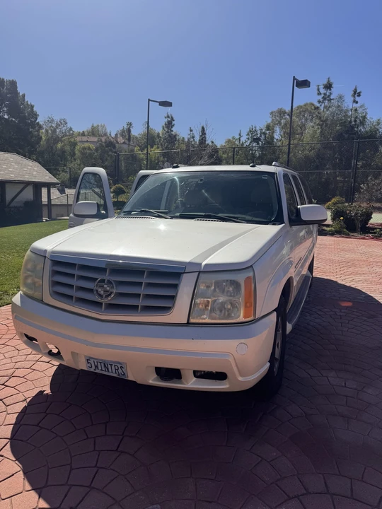 2004 Cadillac Escalade & EXT 2nd Gen - Image 3 of 31