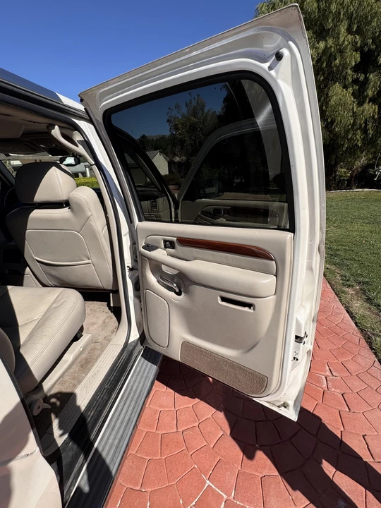2004 Cadillac Escalade & EXT 2nd Gen - Image 27 of 31