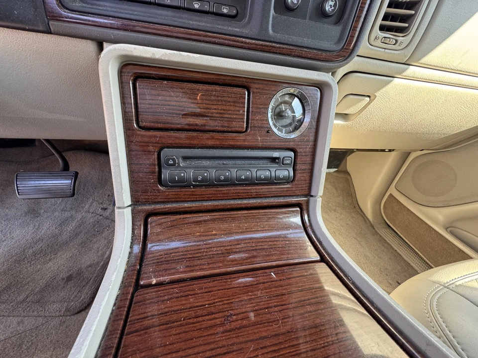 2004 Cadillac Escalade & EXT 2nd Gen - Image 25 of 31