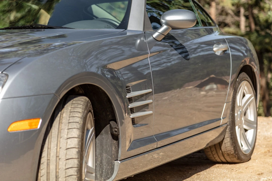 2004 Chrysler Crossfire - Image 12 of 31