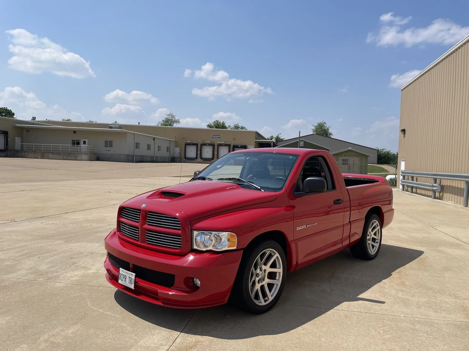 2004 Dodge Ram SRT-10 3rd Gen - Image 2 of 31