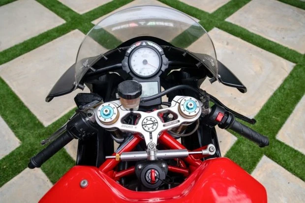 2004 Ducati 749 - Image 4 of 8