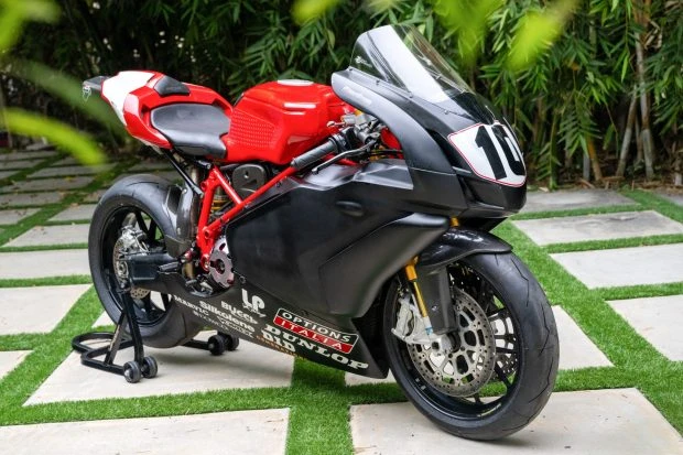 2004 Ducati 749 - Image 3 of 8