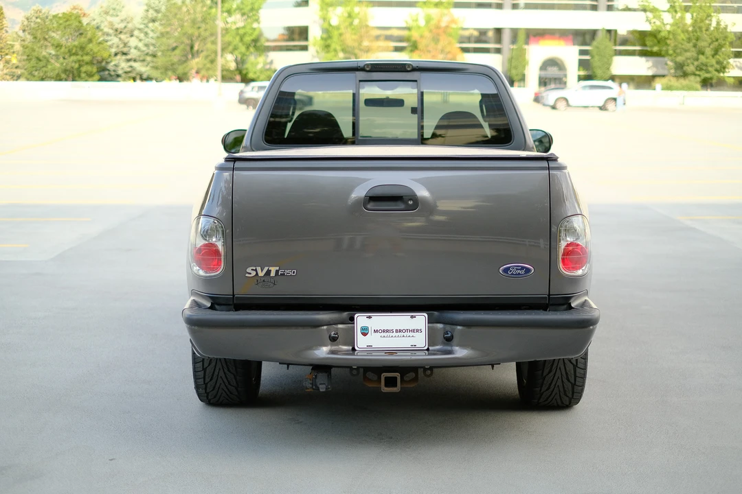 2004 Ford F-150 SVT Lightning 10th Gen - Image 16 of 31