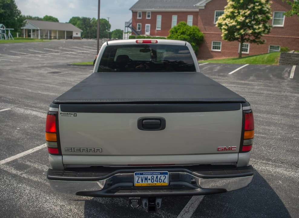 2004 GMC Sierra 2nd Gen - Image 14 of 31
