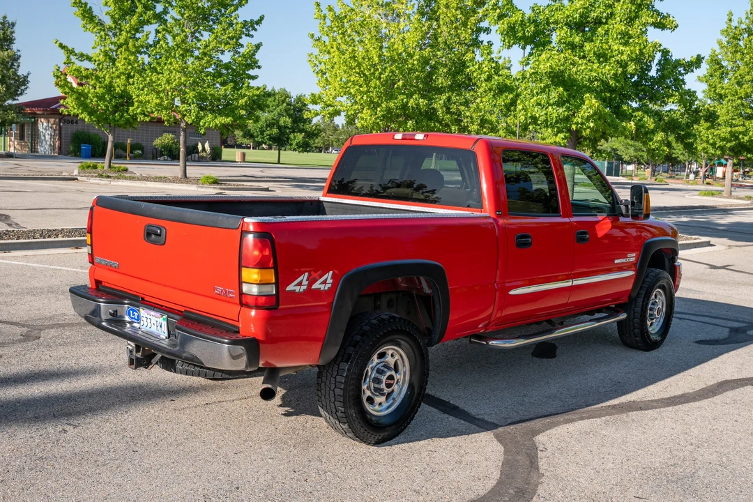 2004 GMC Sierra Heavy Duty 2nd Gen - Image 5 of 31