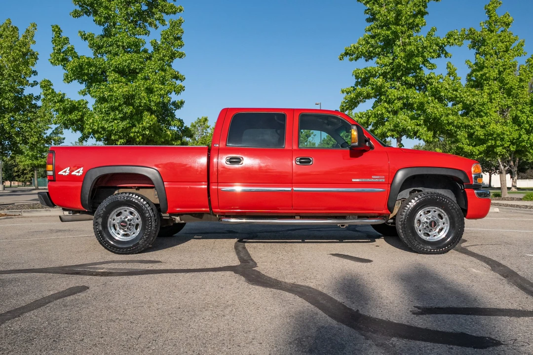 2004 GMC Sierra Heavy Duty 2nd Gen - Image 6 of 31