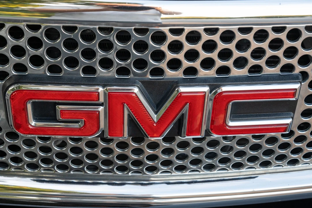 2004 GMC Yukon 2nd Gen - Image 26 of 31