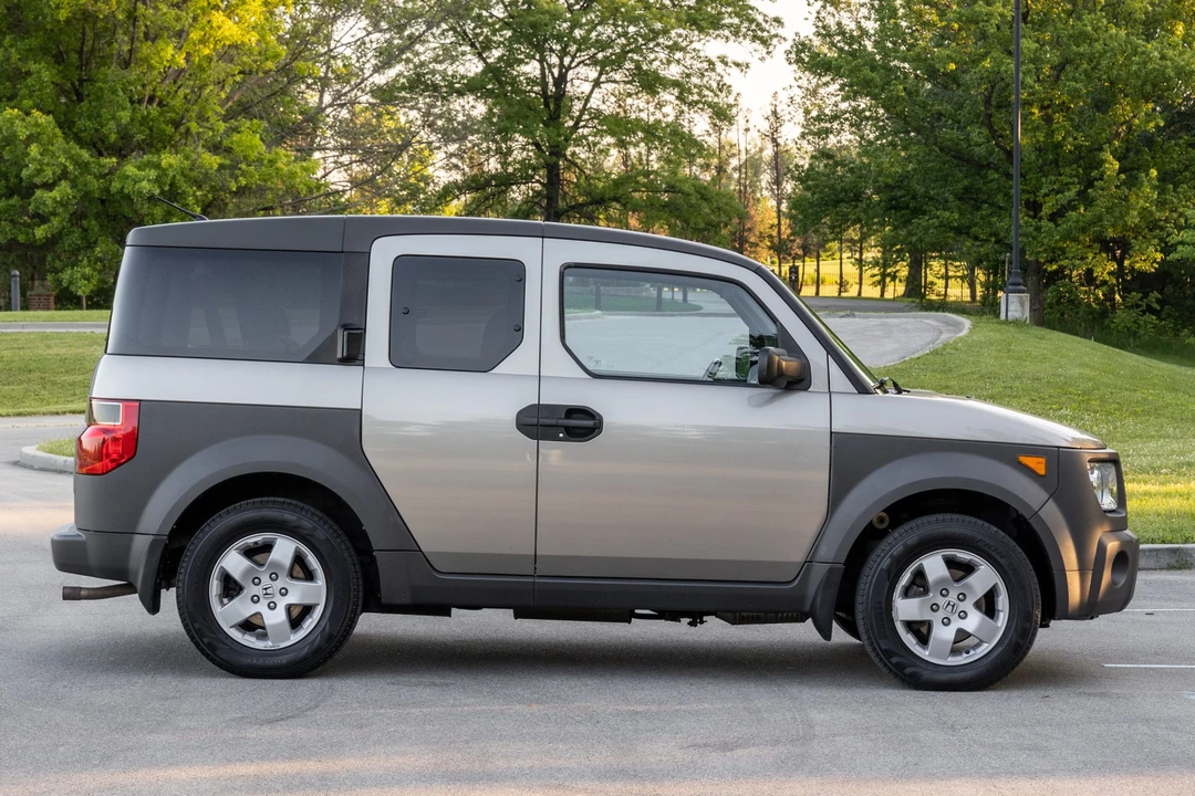 2004 Honda Element - Image 7 of 31