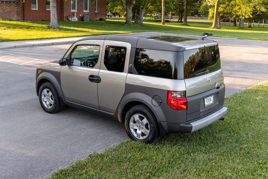 2004 Honda Element - Image 4 of 31