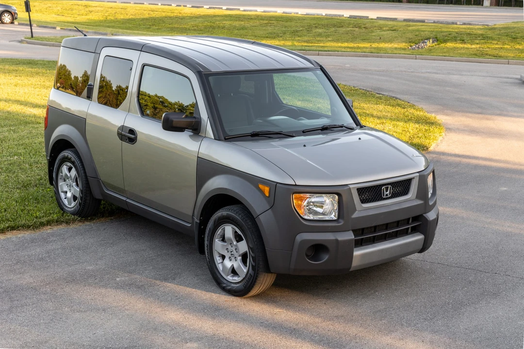 2004 Honda Element - Image 8 of 31