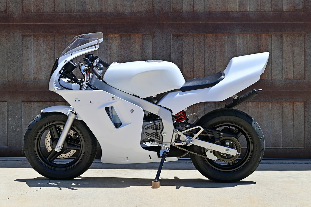 2004 Honda NSR - Image 2 of 23