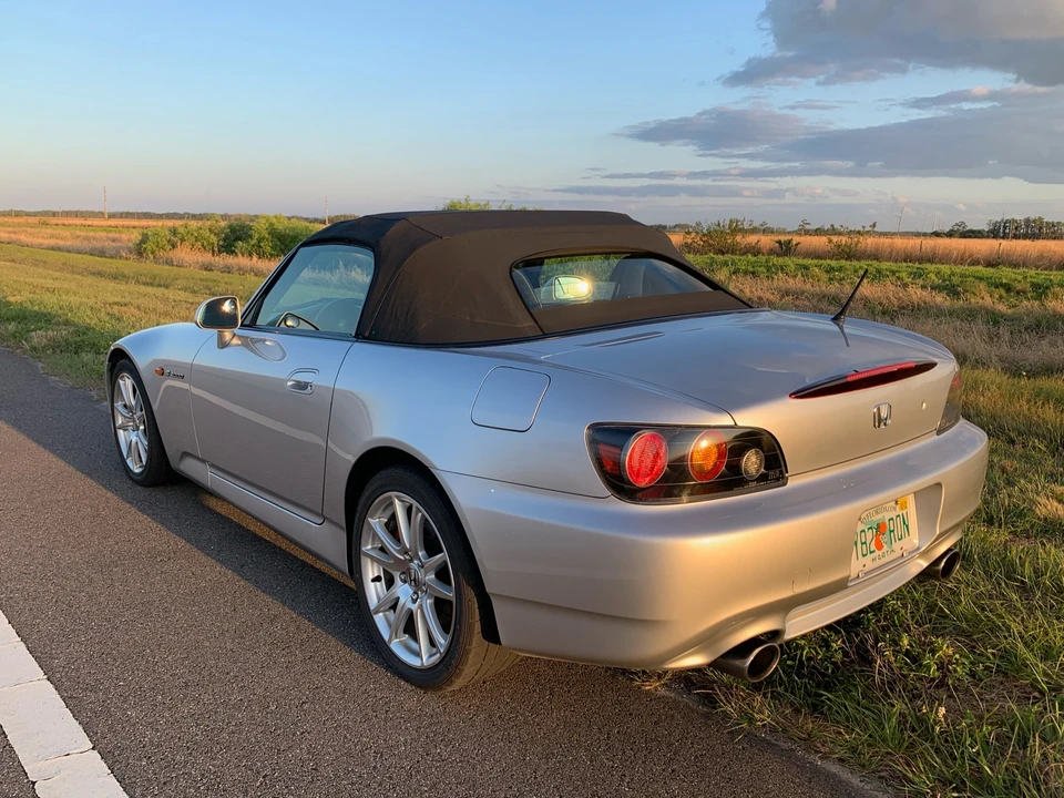 2004 Honda AP2 S2000 - Image 5 of 31