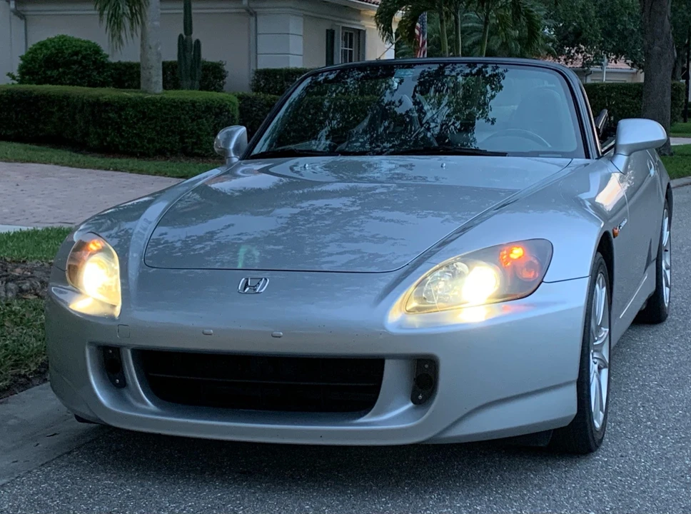 2004 Honda AP2 S2000 - Image 2 of 31