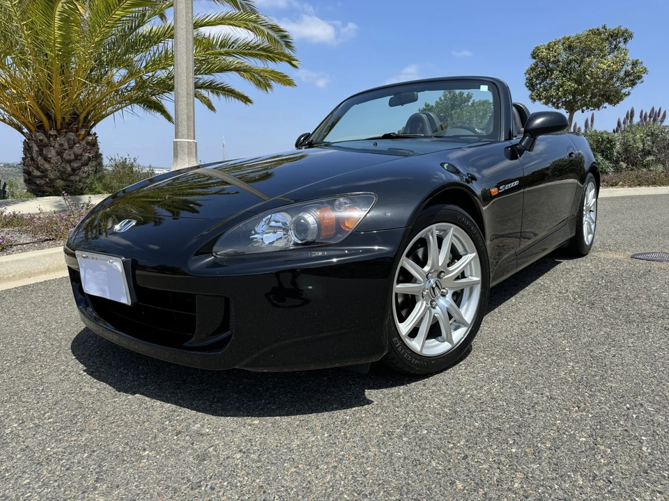 2004 Honda AP2 S2000 - Image 2 of 31