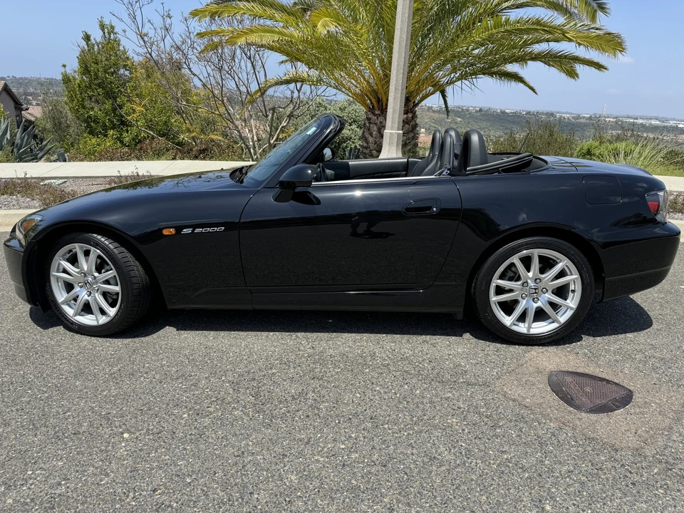 2004 Honda AP2 S2000 - Image 9 of 31