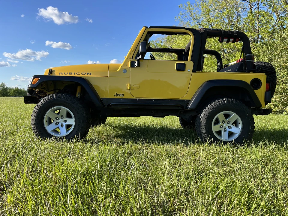 2004 Jeep TJ Wrangler - Image 23 of 31