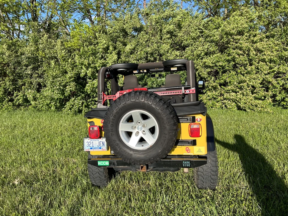 2004 Jeep TJ Wrangler - Image 18 of 31