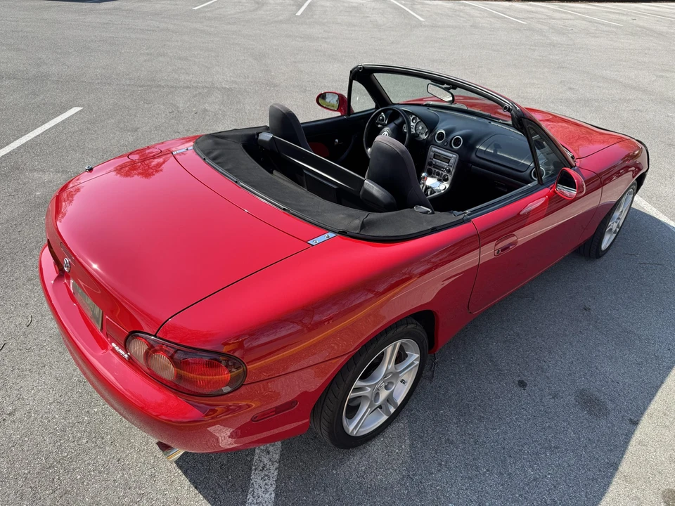 2004 Mazda NB MX-5 Miata - Image 16 of 31