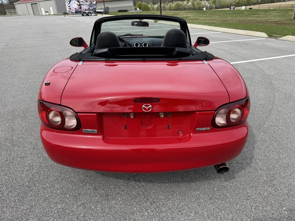 2004 Mazda NB MX-5 Miata - Image 13 of 31