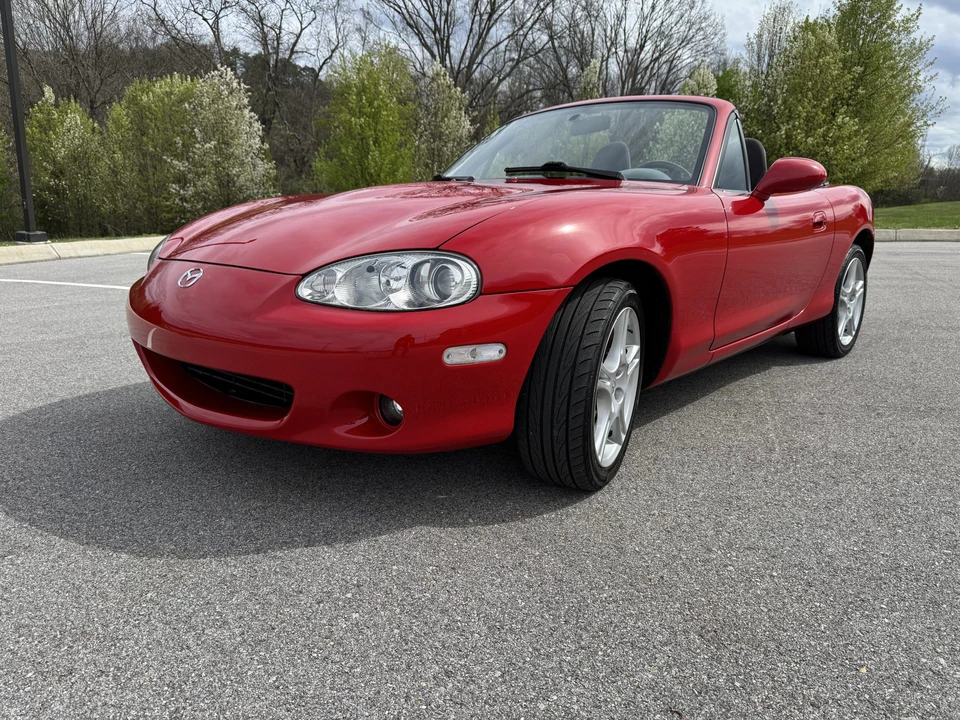 2004 Mazda NB MX-5 Miata - Image 3 of 31