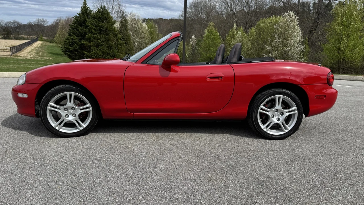 2004 Mazda NB MX-5 Miata - Image 7 of 31