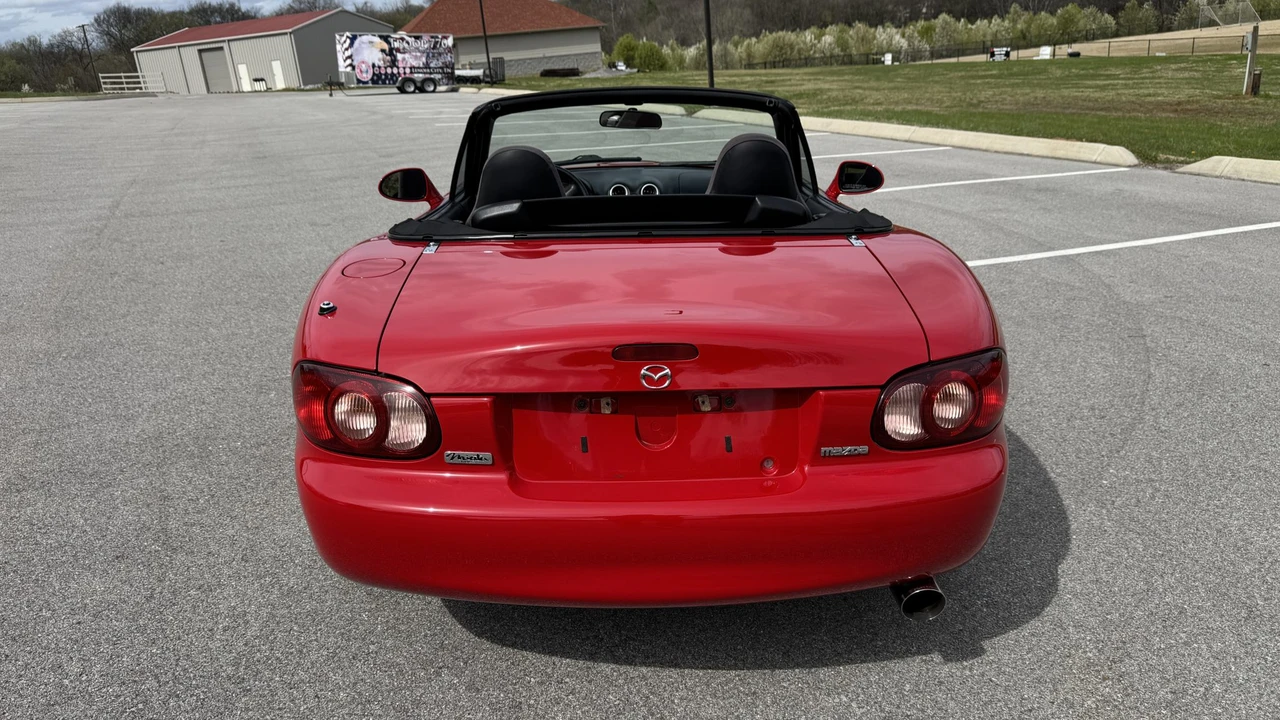 2004 Mazda NB MX-5 Miata - Image 10 of 31