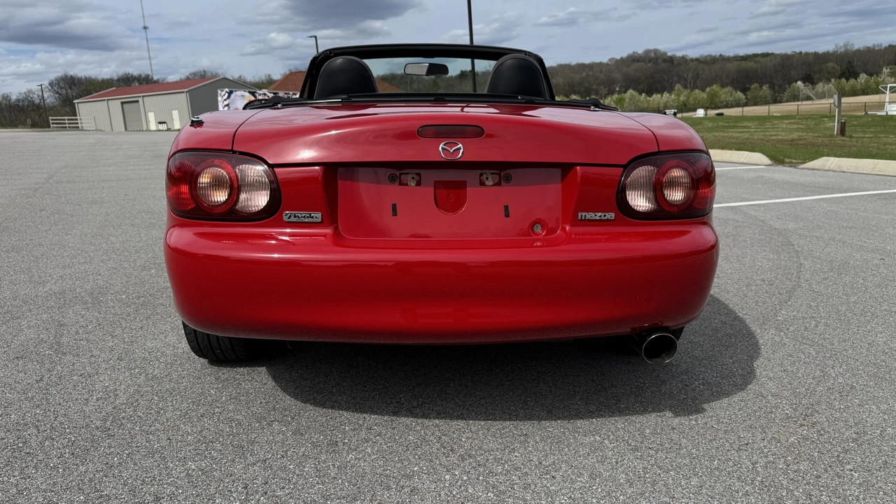 2004 Mazda NB MX-5 Miata - Image 12 of 31