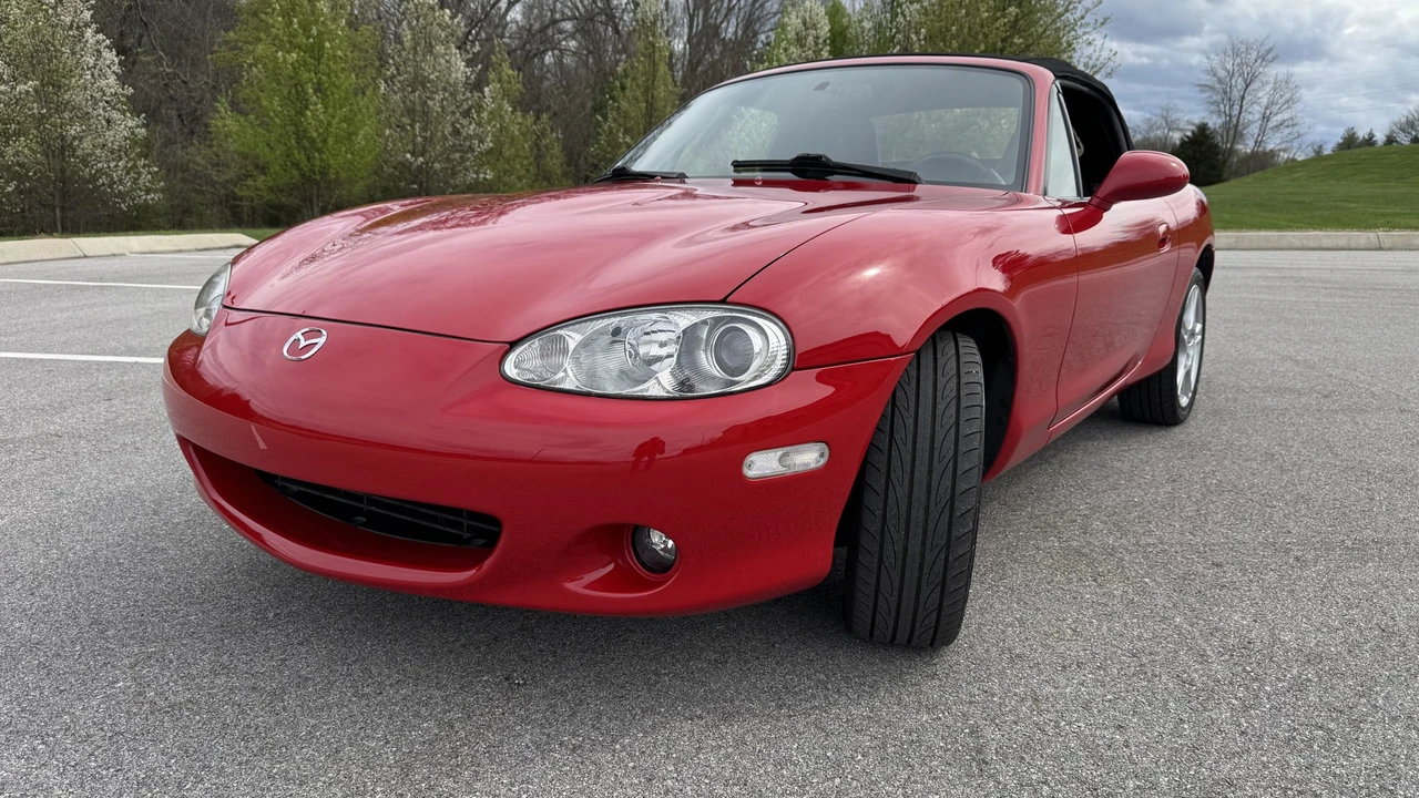 2004 Mazda NB MX-5 Miata - Image 30 of 31