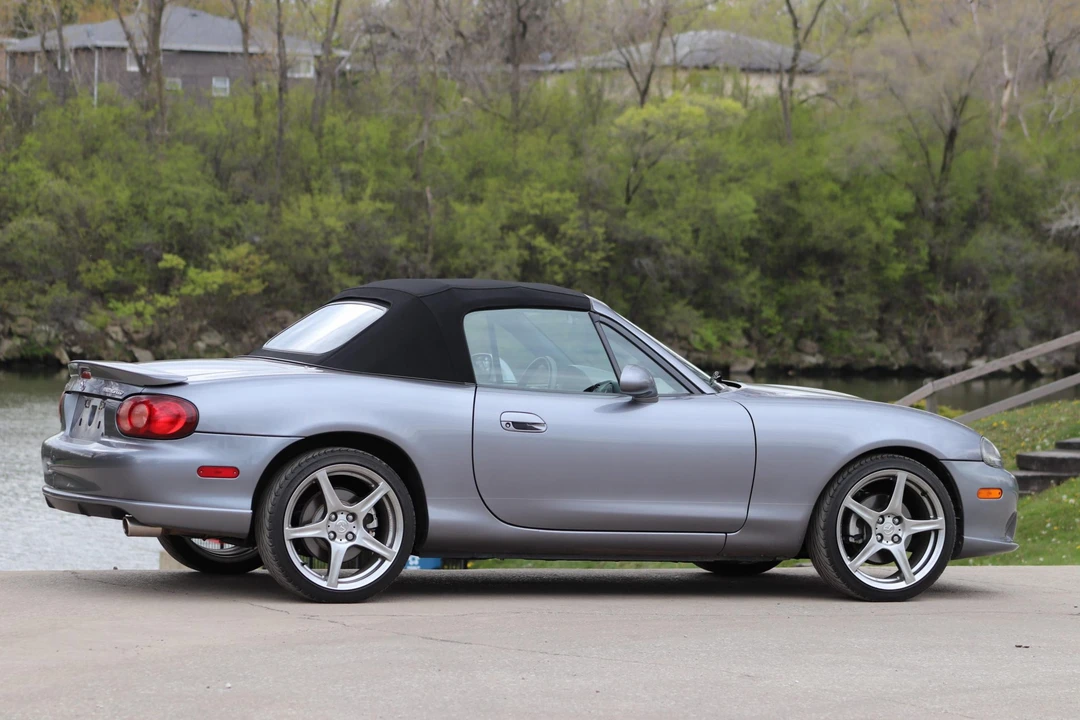 2004 Mazda NB Mazdaspeed MX-5 Miata - Image 17 of 31