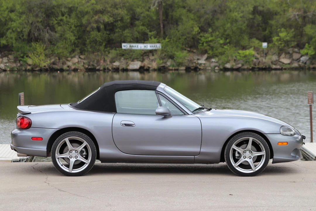 2004 Mazda NB Mazdaspeed MX-5 Miata - Image 15 of 31