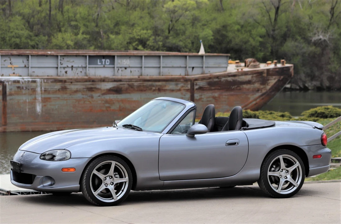 2004 Mazda NB Mazdaspeed MX-5 Miata - Image 4 of 31