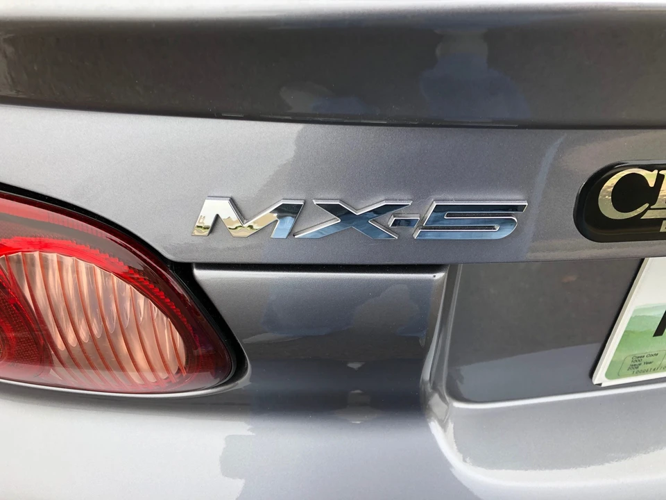 2004 Mazda NB Mazdaspeed MX-5 Miata - Image 16 of 31